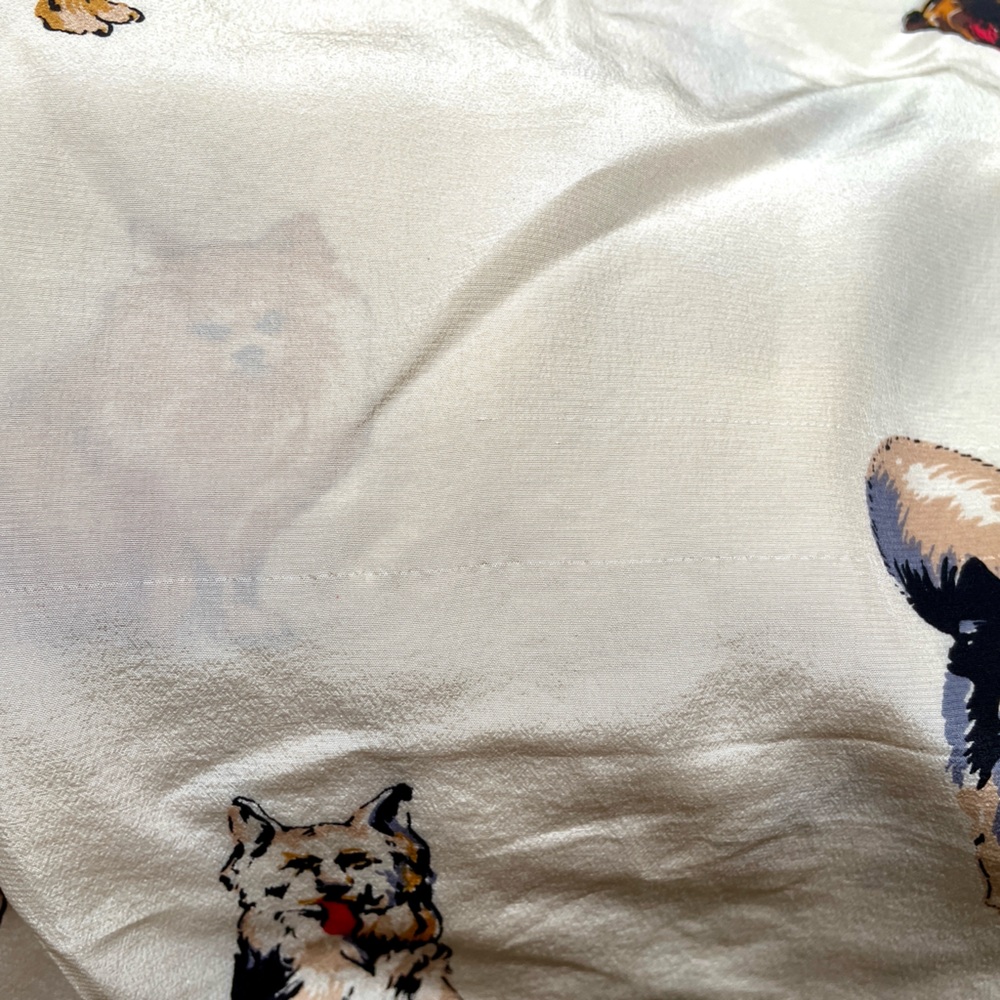100% silk dog lover blouse cream Fu Da size M - Picture 12 of 12